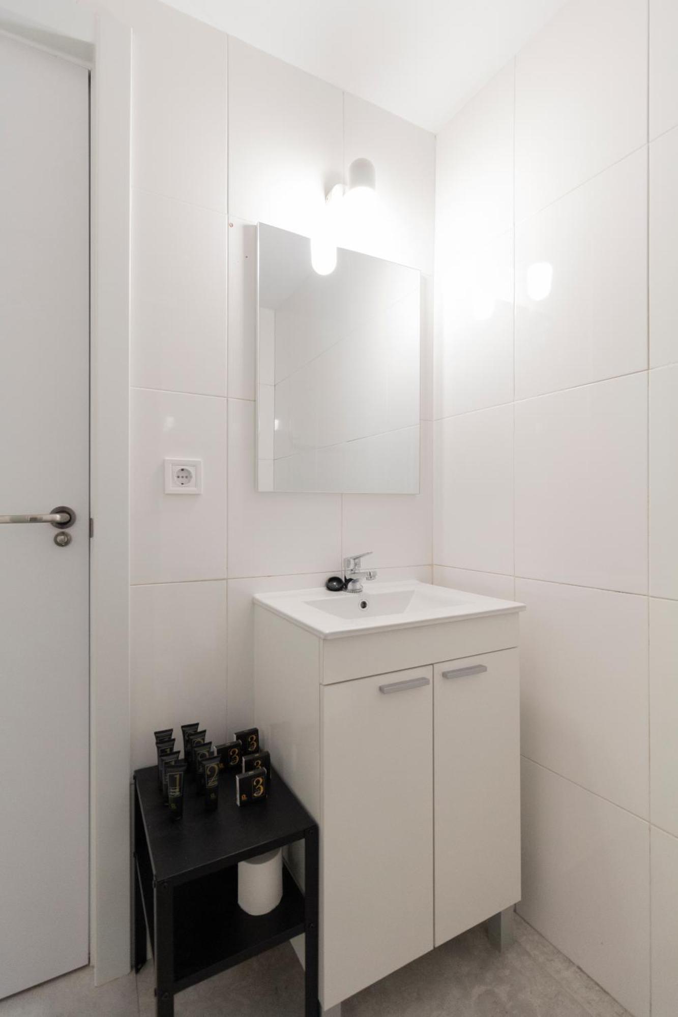 Ronda De Valencia Apartamento Madrid Luaran gambar