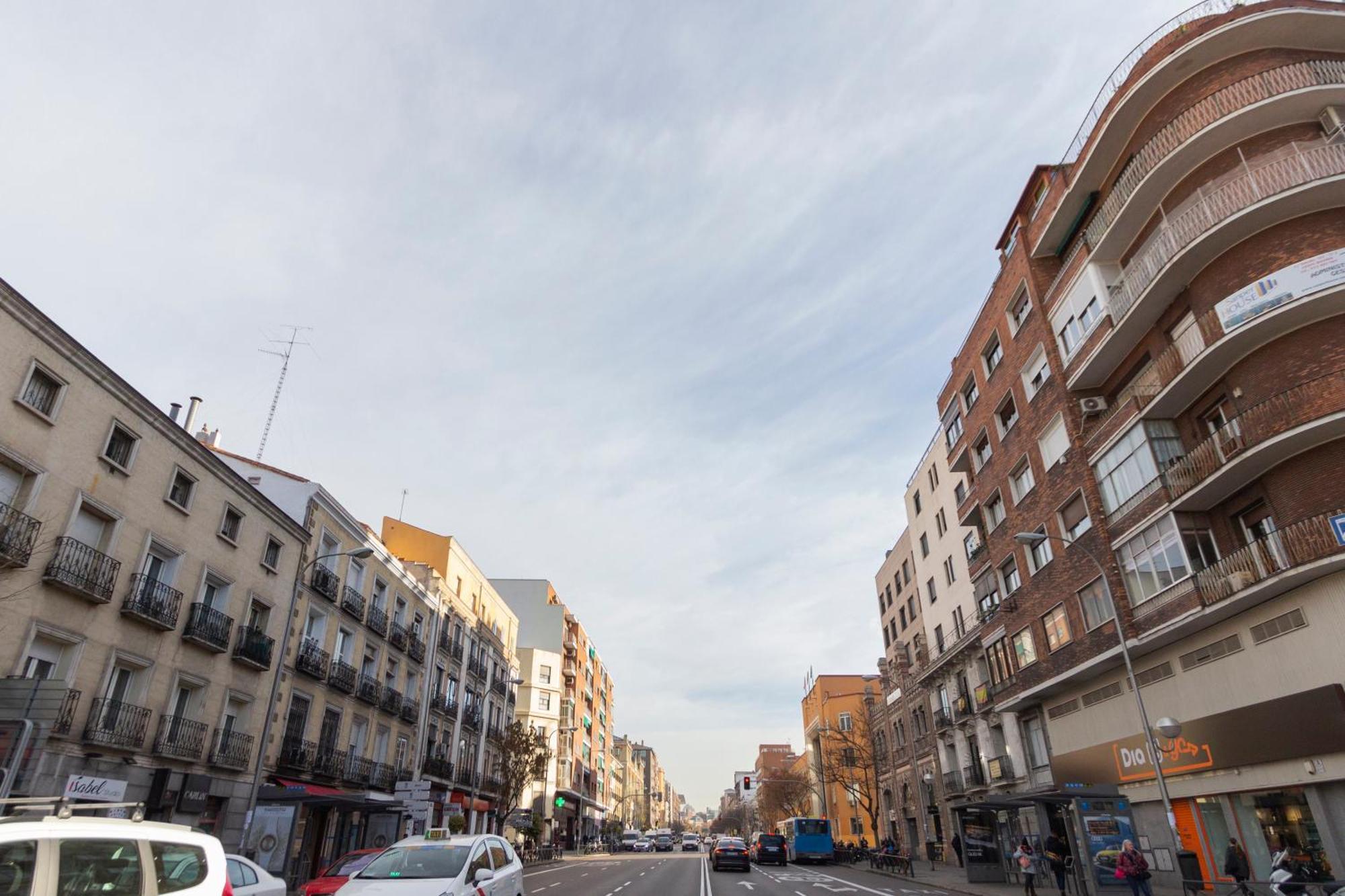 Ronda De Valencia Apartamento Madrid Luaran gambar